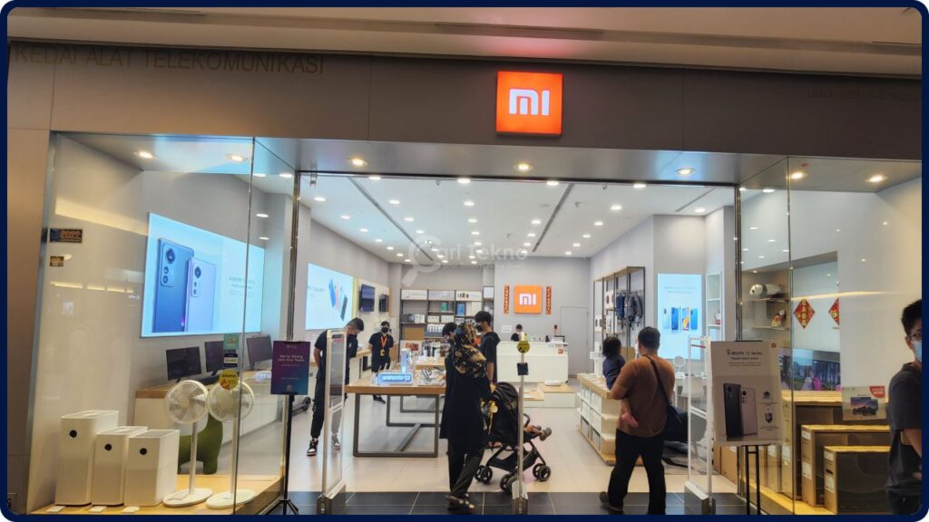 xiaomi store malaysia - mid valley megamall kl by vivid